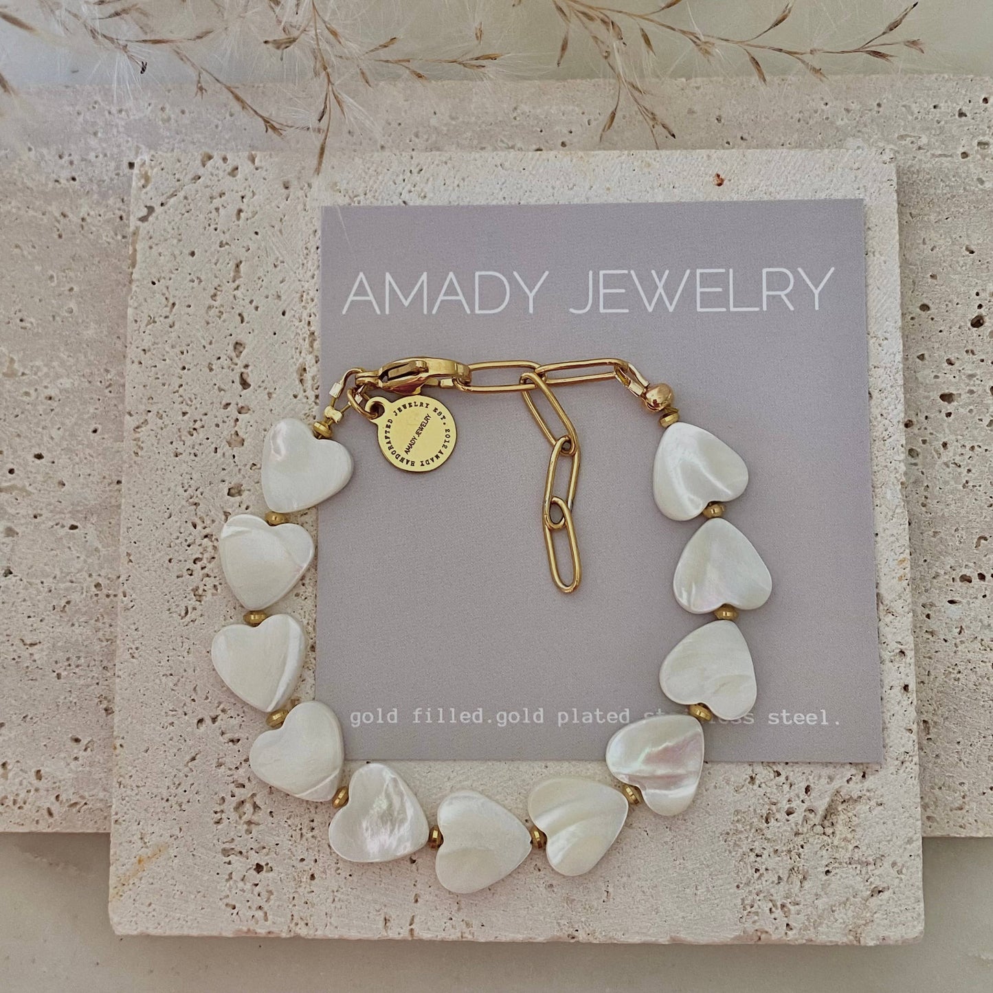 Heart Shaped Pearl Shell Bracelet